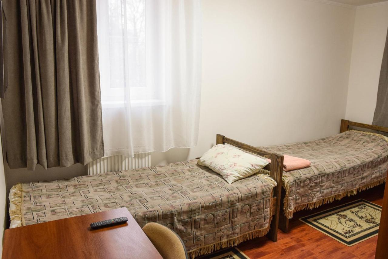 Gostynniy Dvir Hostel Ternopil Exteriör bild